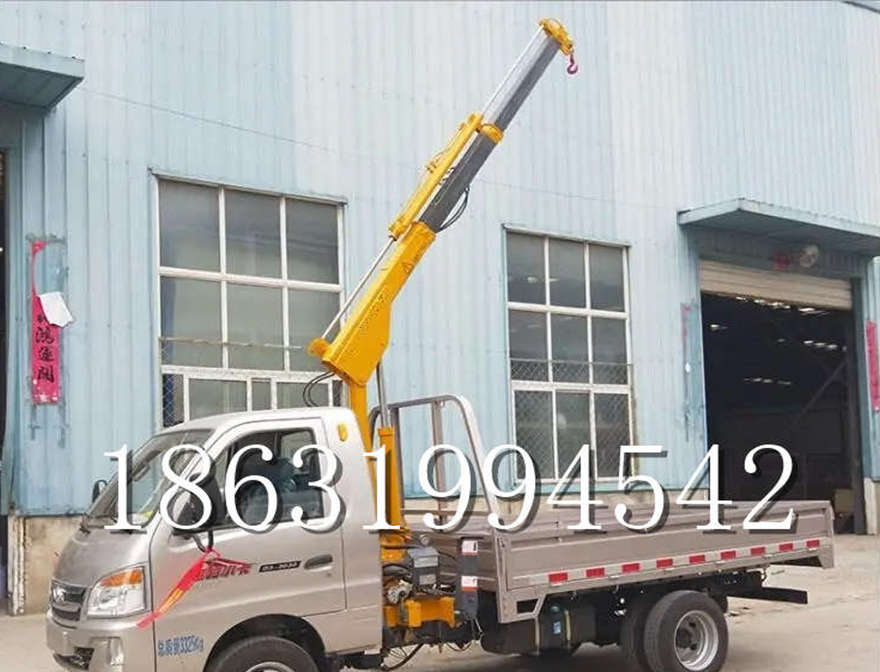 扎鲁特旗随车吊机小型履带吊搬运自走可移动式车载随车吊机绞盘自走可移动式